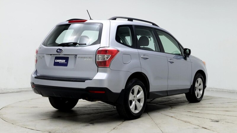 2015 Subaru Forester 2.5i 8