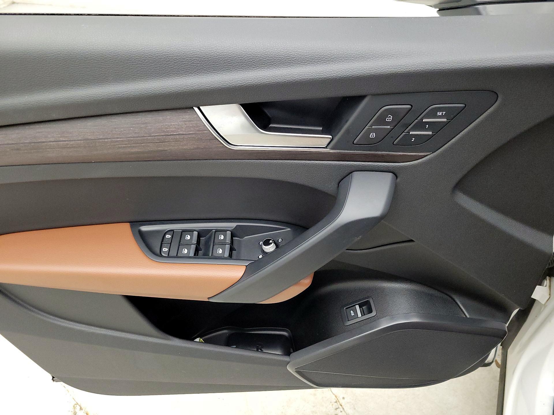 Thumbnail: 2021 Audi Q5 - 12