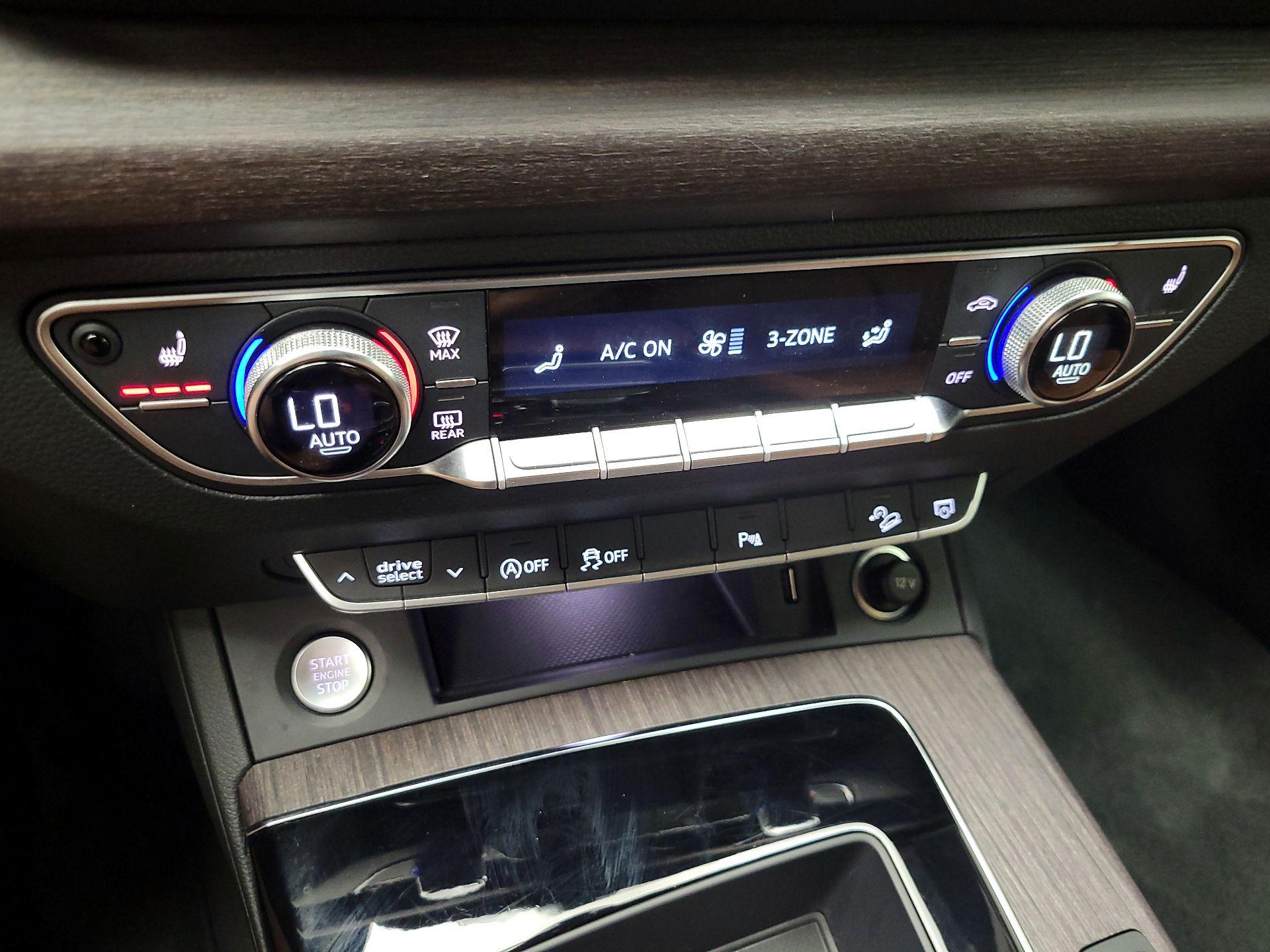 Thumbnail: 2021 Audi Q5 - 16