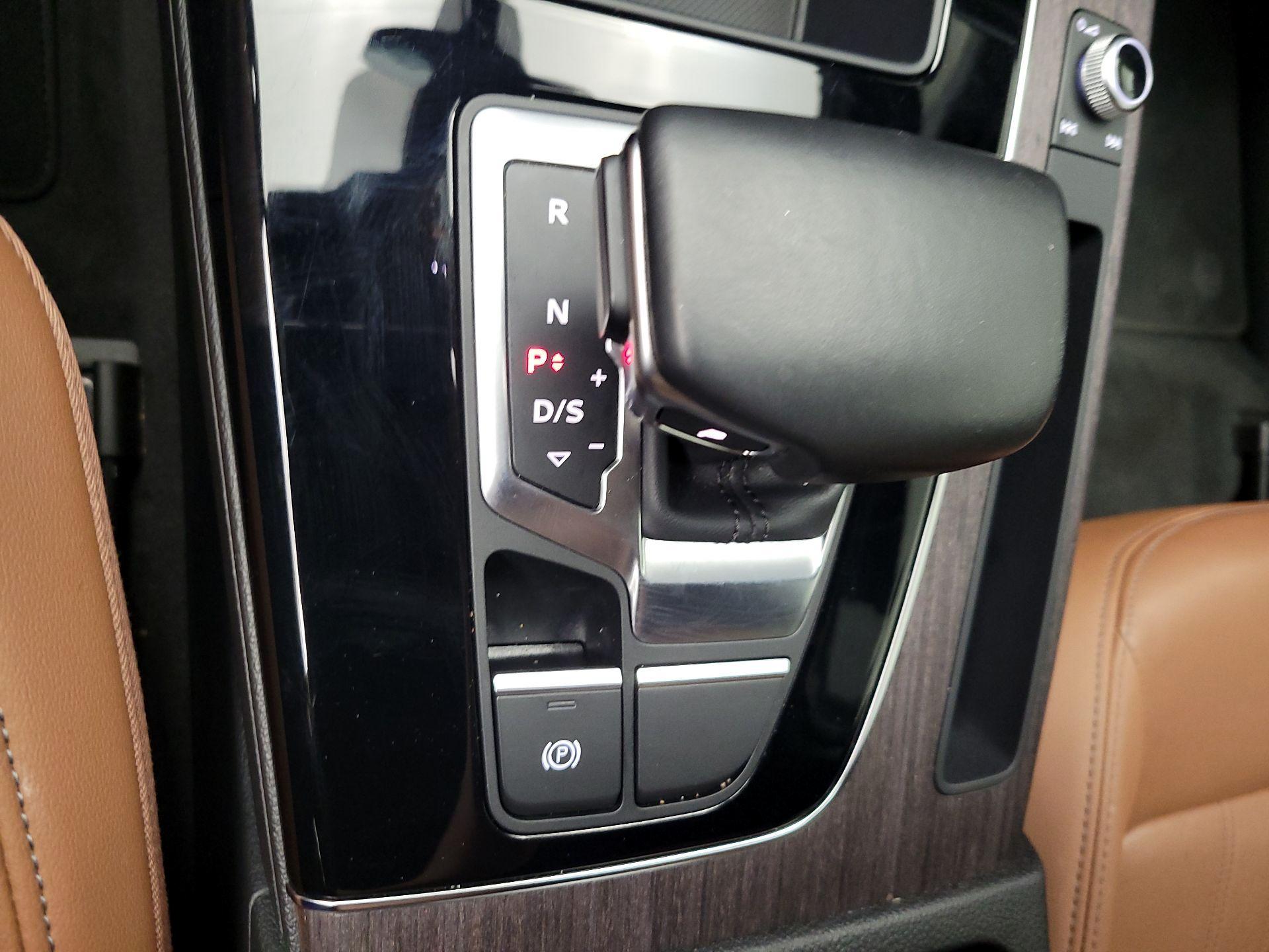 Thumbnail: 2021 Audi Q5 - 17