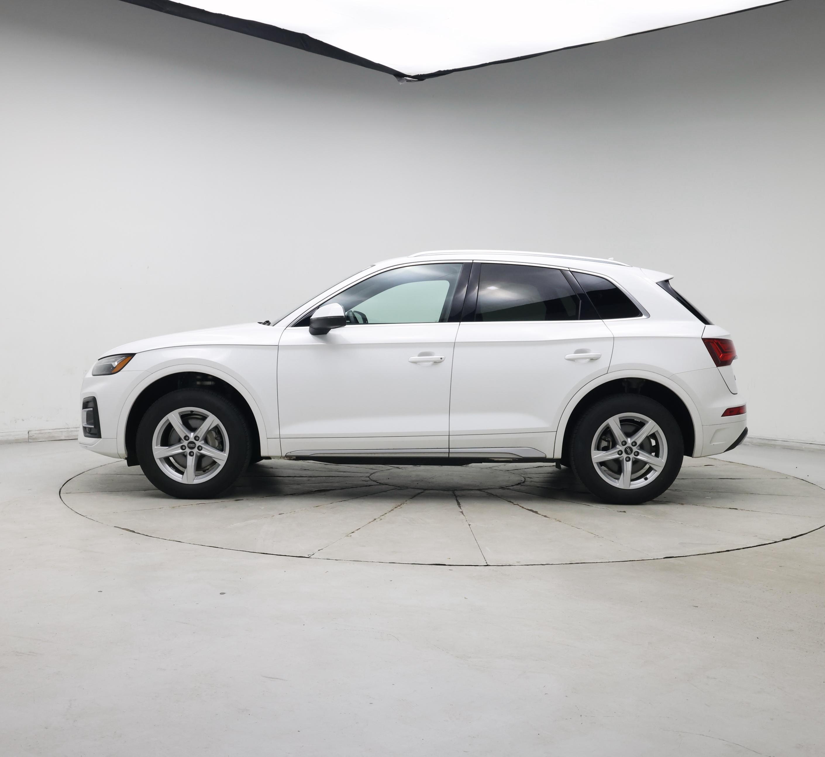 Thumbnail: 2021 Audi Q5 - 3