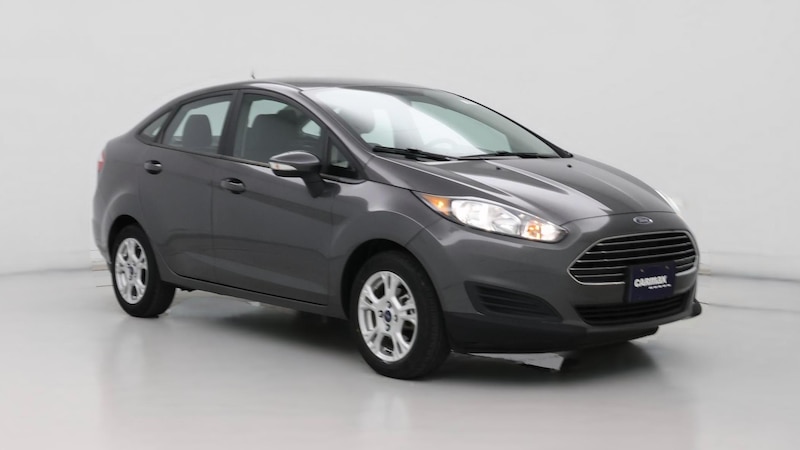 2015 Ford Fiesta SE Hero Image