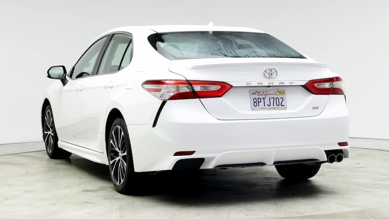 2020 Toyota Camry SE 2