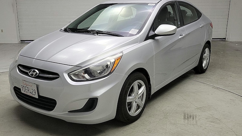 2016 Hyundai Accent SE 3