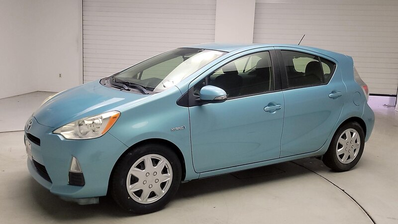 2013 Toyota Prius c Three 3