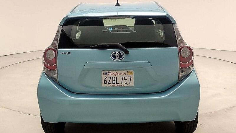 2013 Toyota Prius c Three 6