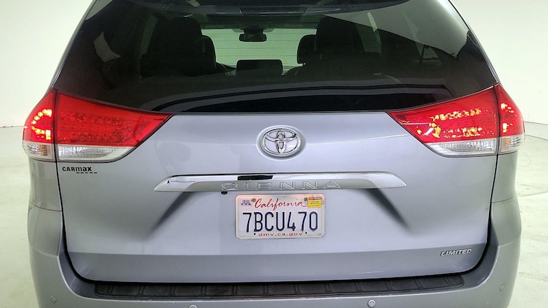 2013 Toyota Sienna Limited 6