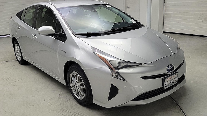 2018 Toyota Prius Three Hero Image