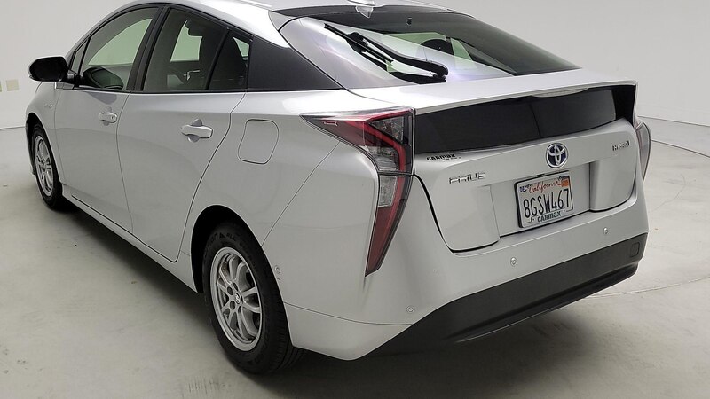 2018 Toyota Prius Three 7