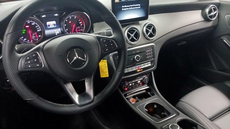 2019 Mercedes-Benz CLA 250 8