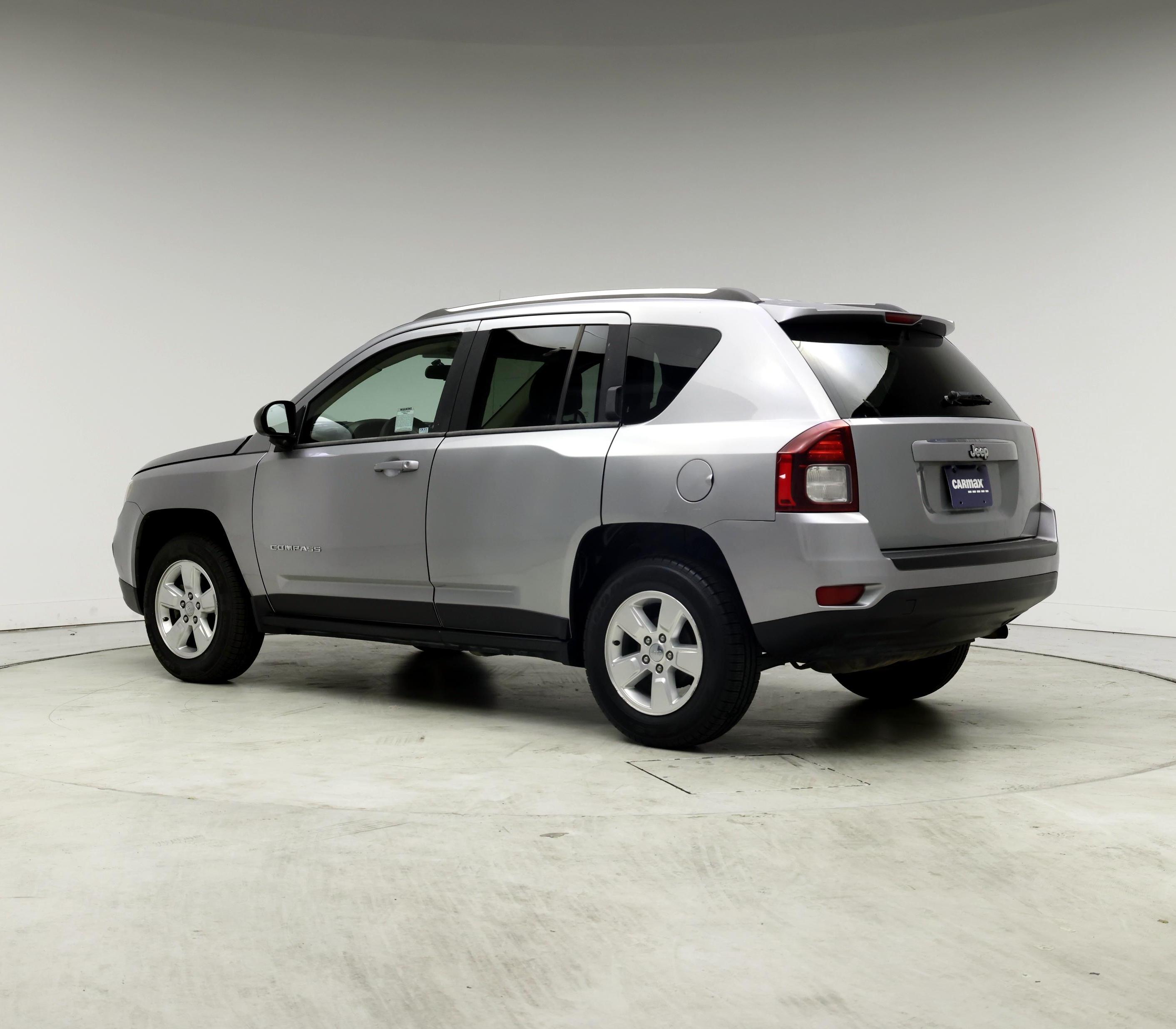 Thumbnail: 2015 Jeep Compass - 2