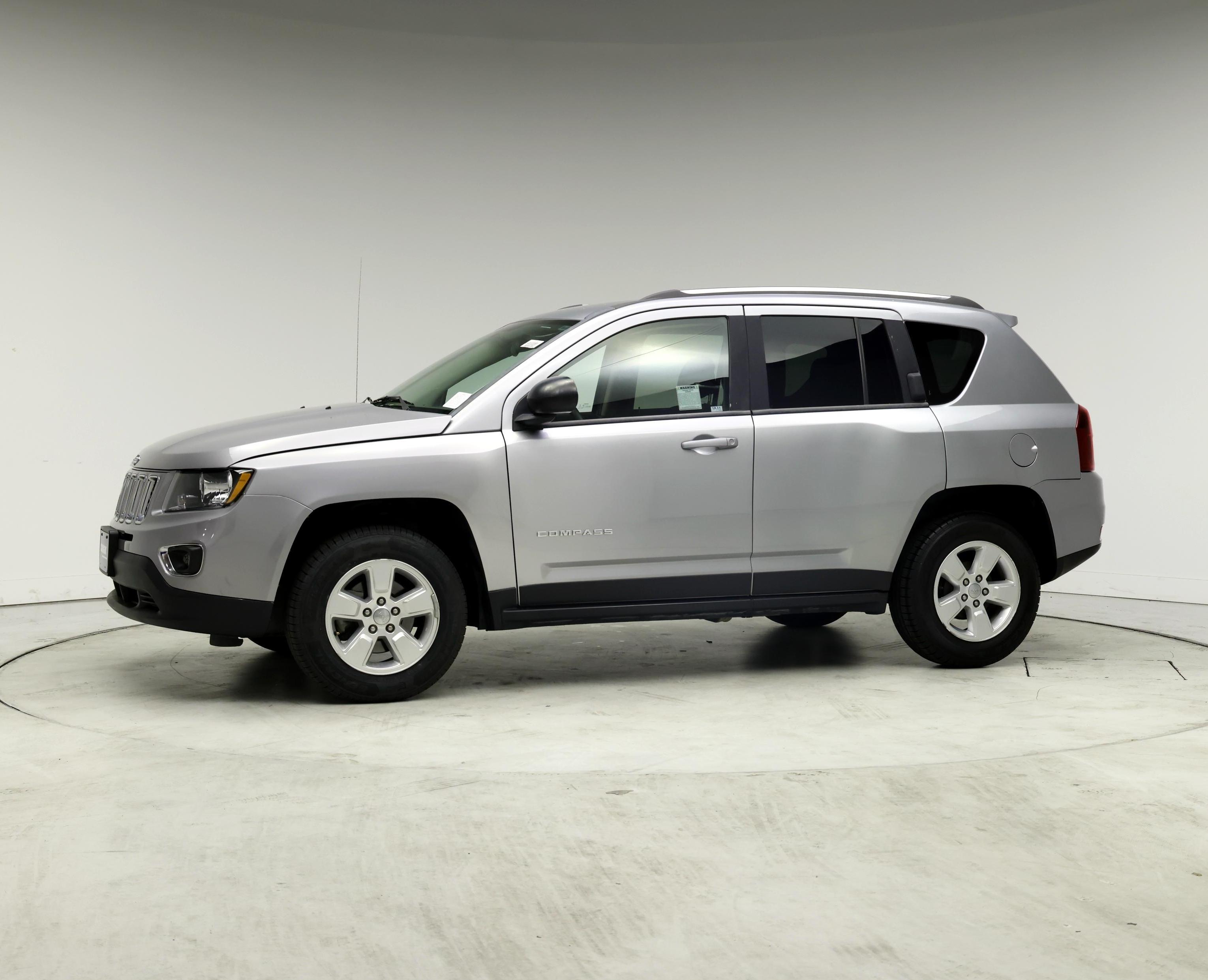 Thumbnail: 2015 Jeep Compass - 3