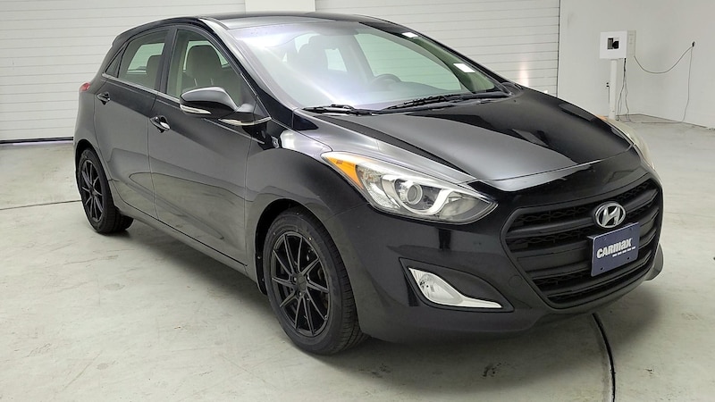 2016 Hyundai Elantra GT Hero Image