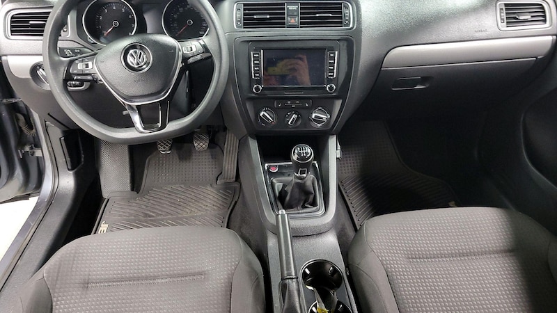 2015 Volkswagen Jetta SE 9