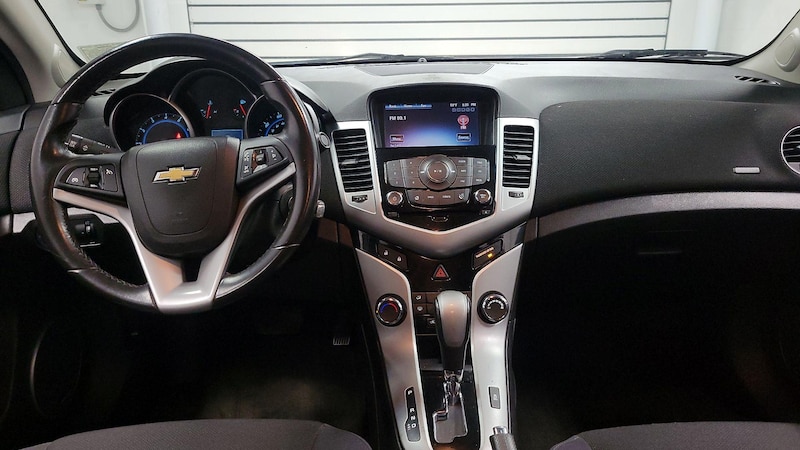 2014 Chevrolet Cruze LT 9