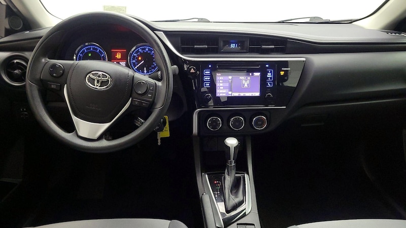 2017 Toyota Corolla L 8