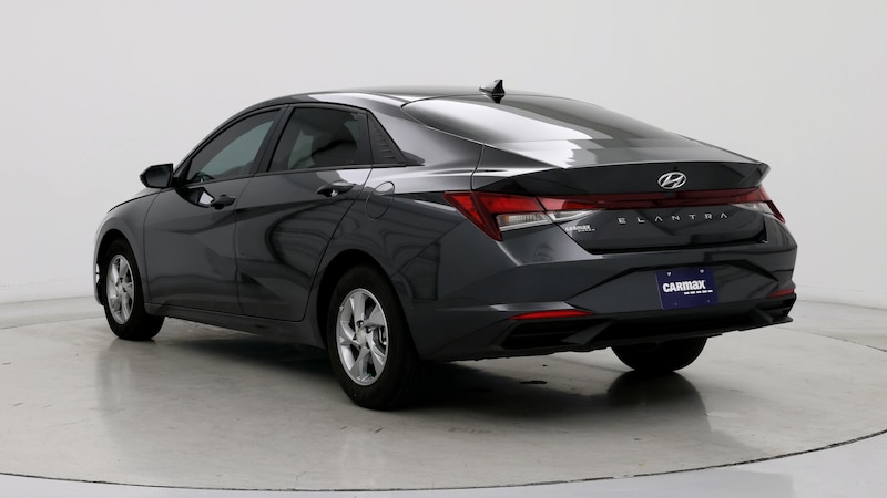 2022 Hyundai Elantra SE 2