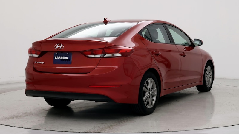 2017 Hyundai Elantra SE 8