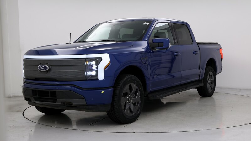 2022 Ford F-150 Lightning Lariat 4