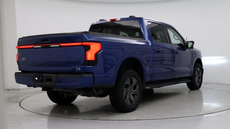 2022 Ford F-150 Lightning Lariat 8