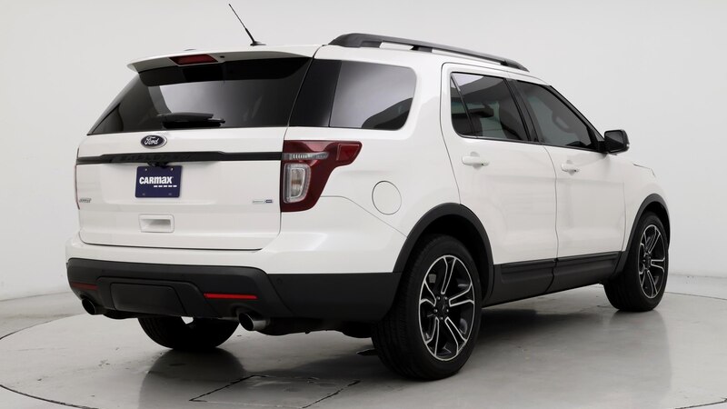 2015 Ford Explorer Sport 8