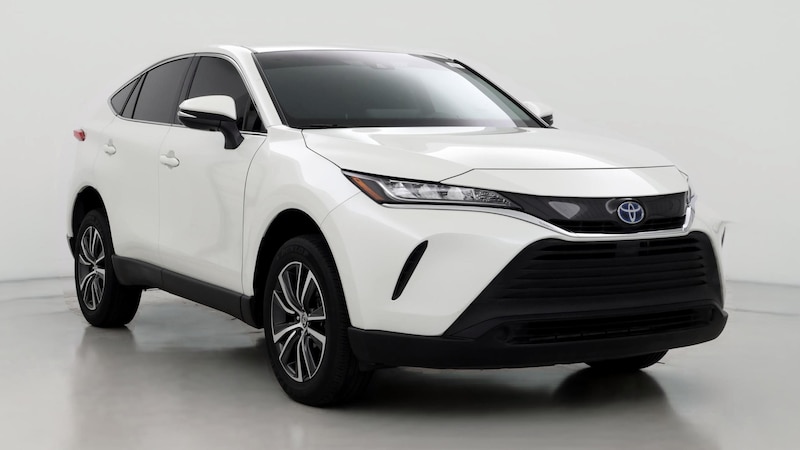 2022 Toyota Venza LE Hero Image