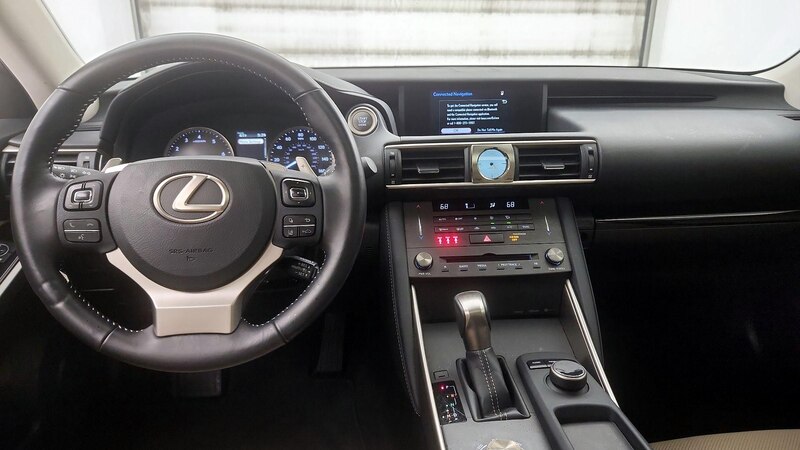 2019 Lexus IS 300 9