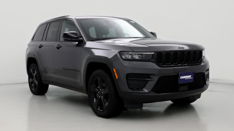 2022 Jeep Grand Cherokee Altitude Hero Image