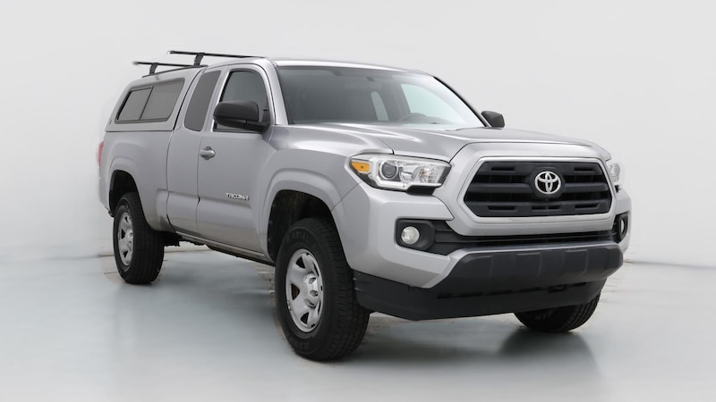 2017 Toyota Tacoma SR5 Hero Image