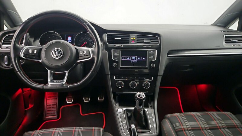 2017 Volkswagen Golf GTI S 9