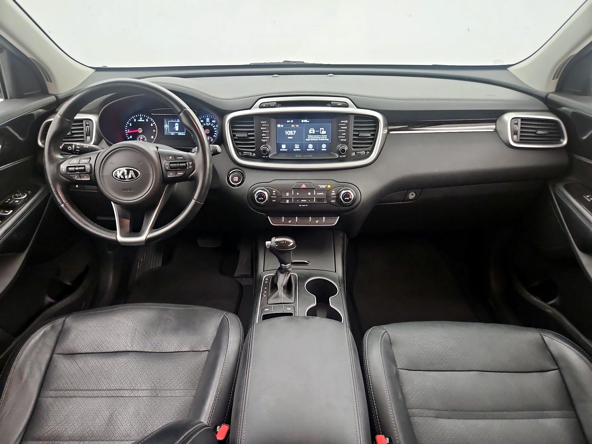 Thumbnail: 2017 Kia Sorento - 9