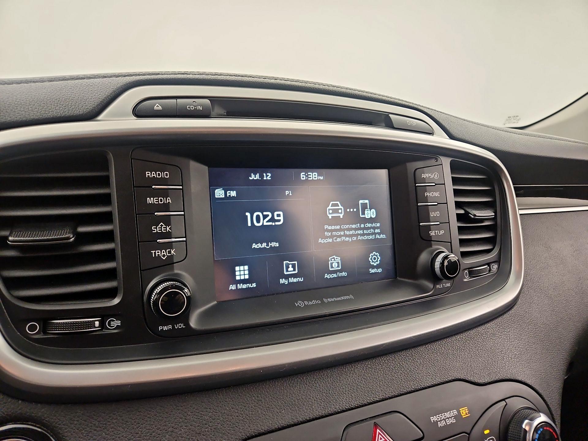 Thumbnail: 2017 Kia Sorento - 15