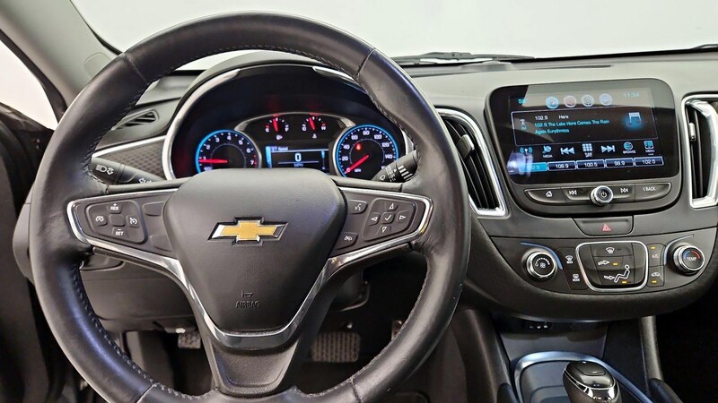 2016 Chevrolet Malibu LT 10