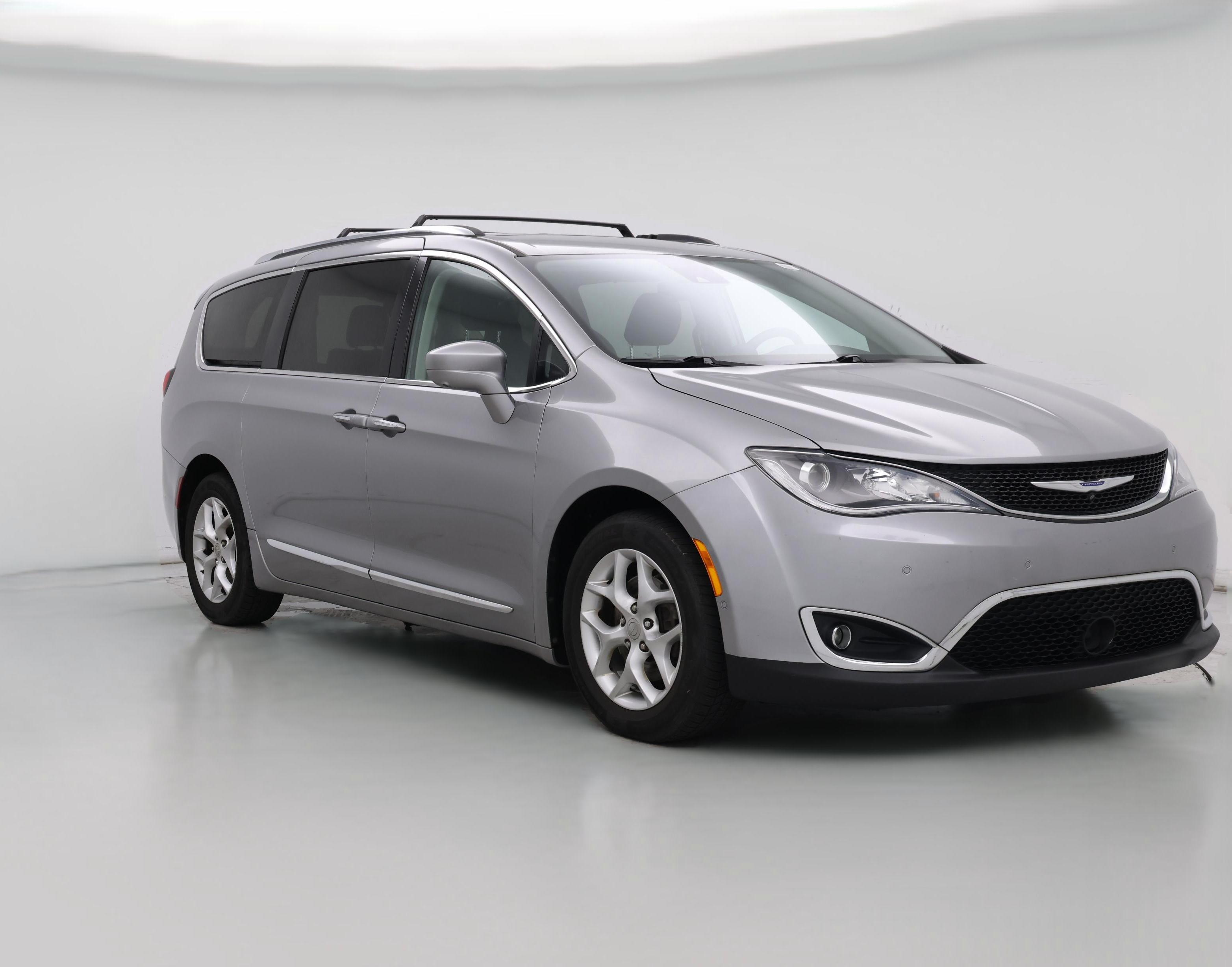 Thumbnail: 2019 Chrysler Pacifica - 1