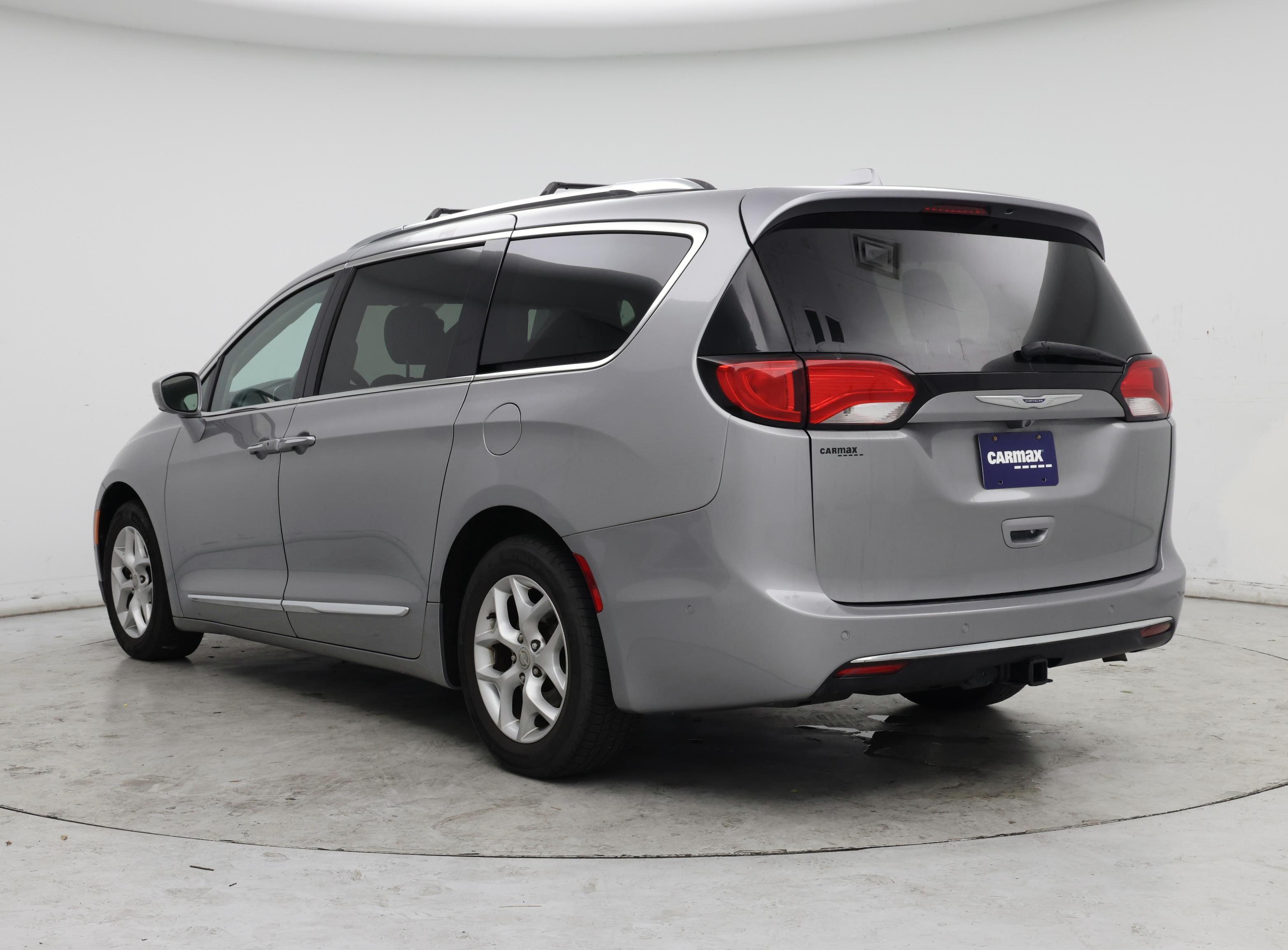 Thumbnail: 2019 Chrysler Pacifica - 2