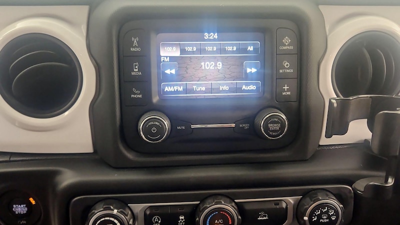 2020 Jeep Gladiator Sport 15