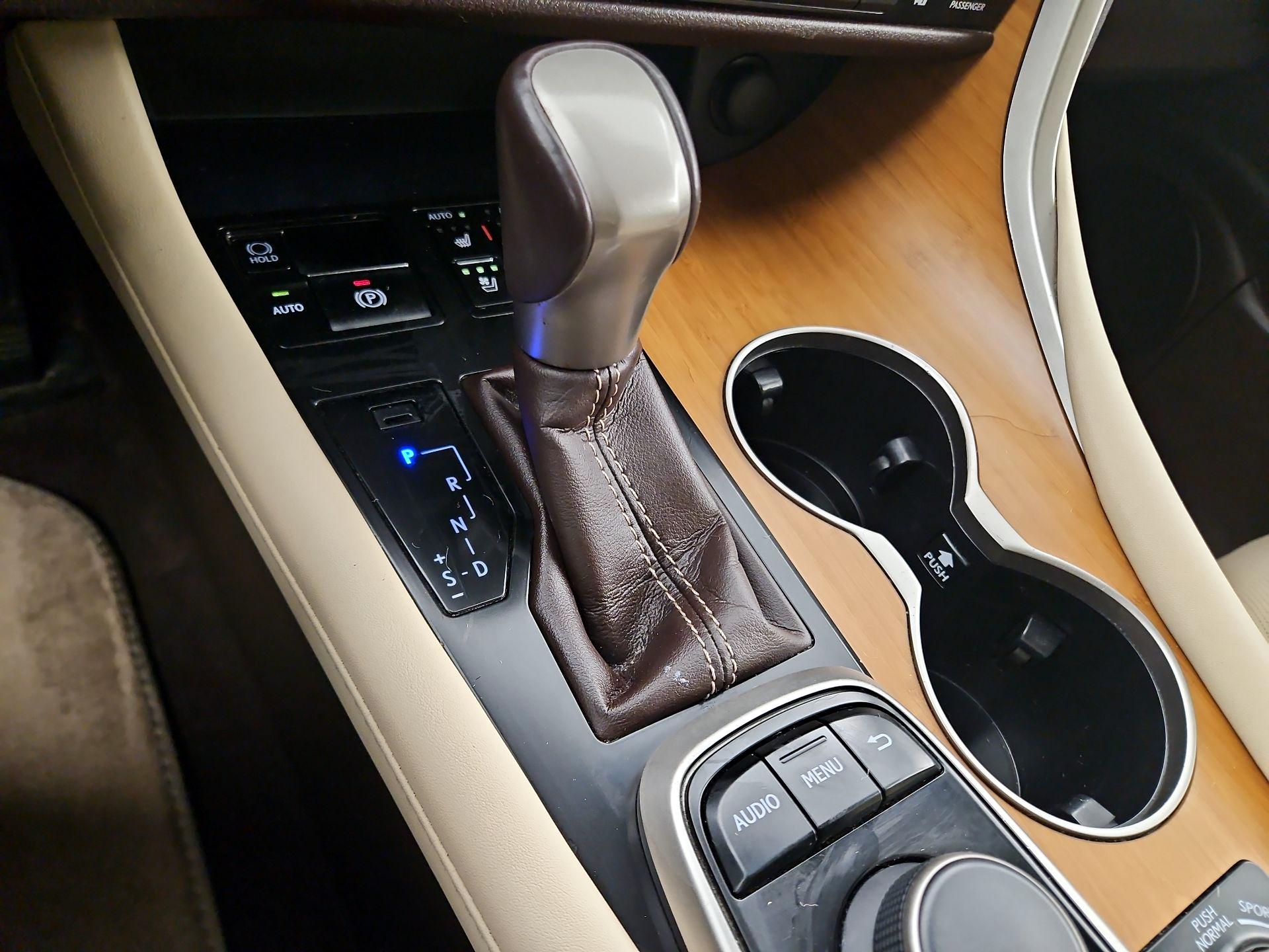 Thumbnail: 2017 Lexus RX - 17