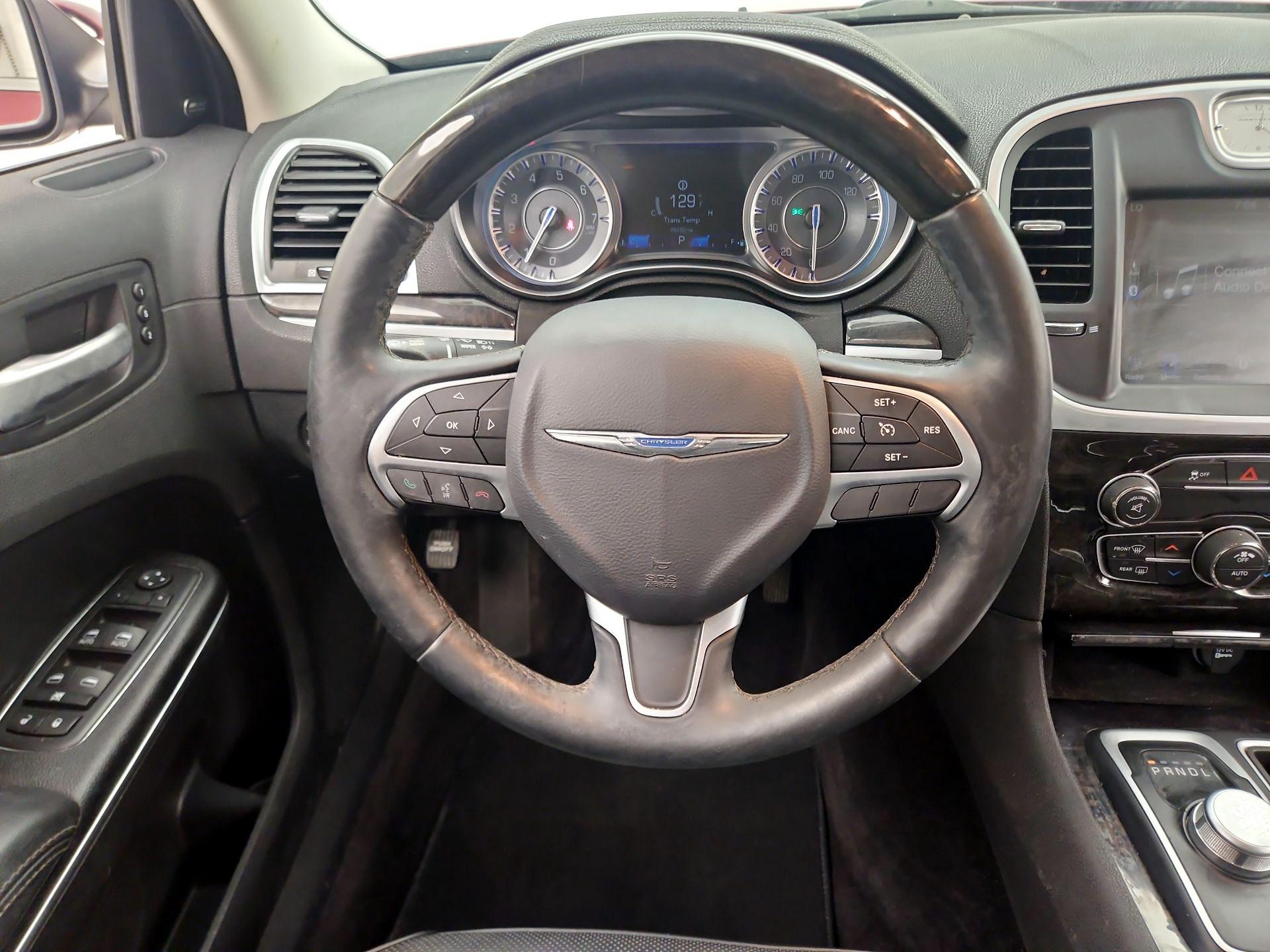 Thumbnail: 2016 Chrysler 300 - 10