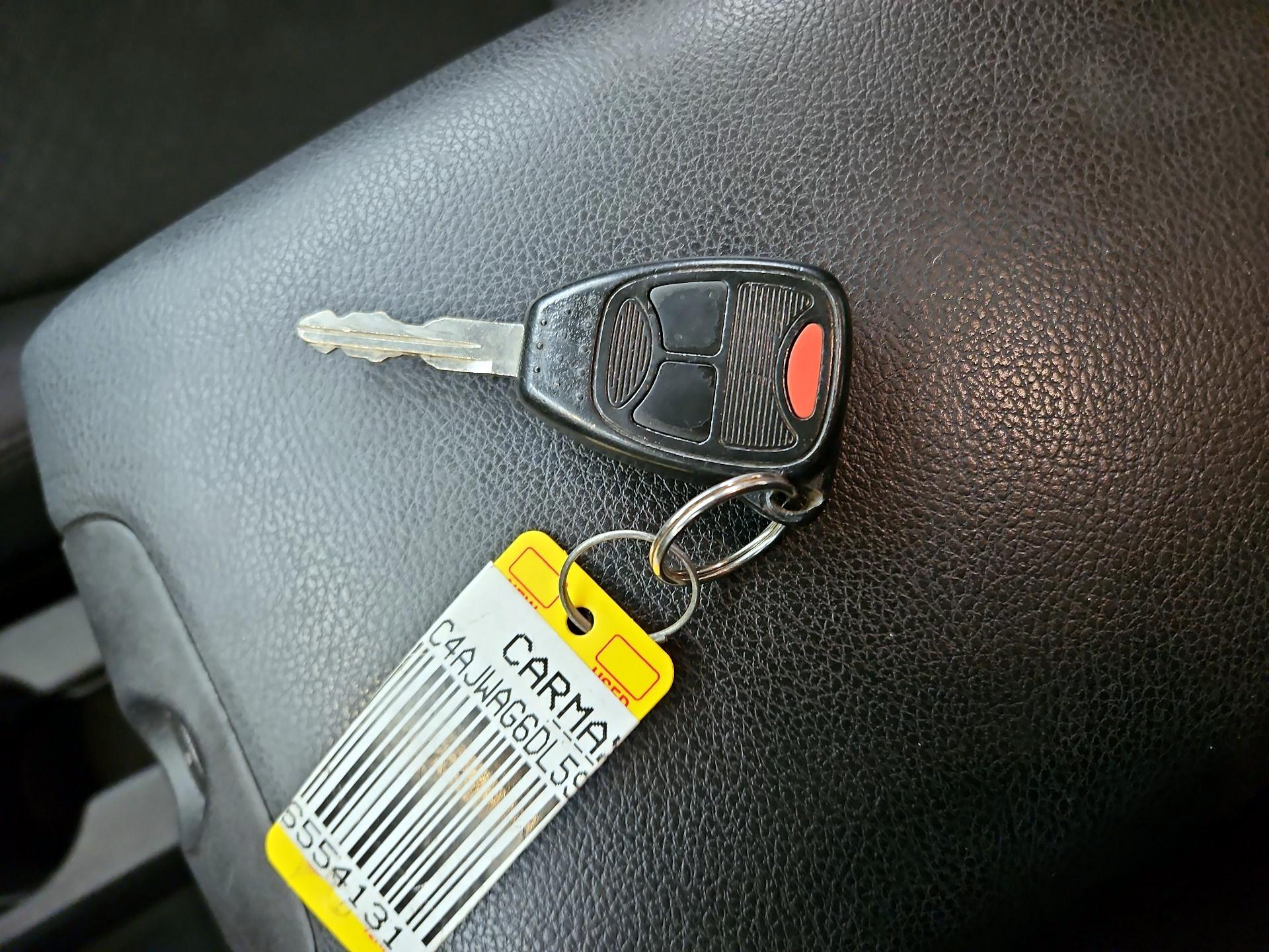 Thumbnail: 2013 Jeep Wrangler - 19