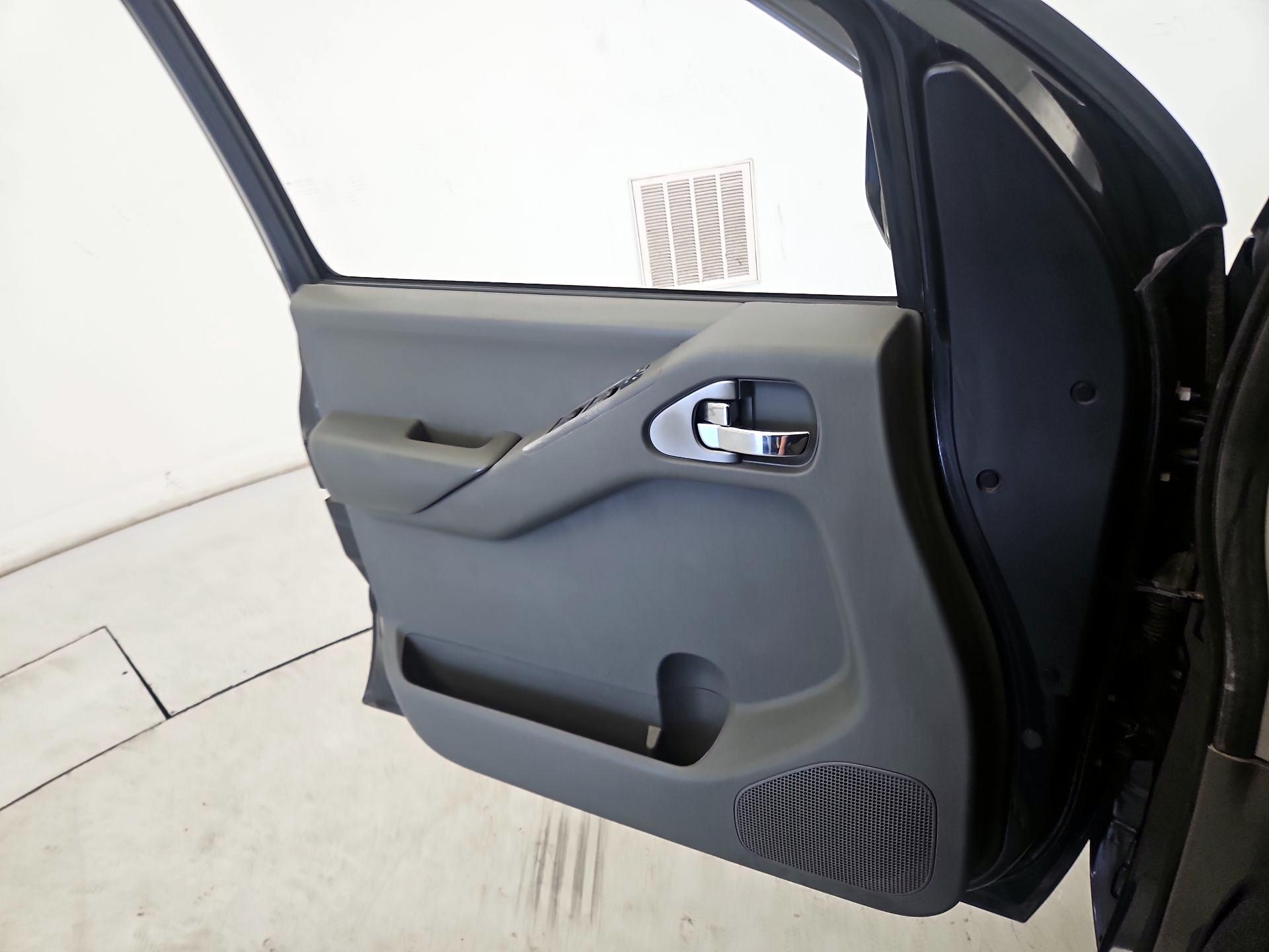 Thumbnail: 2014 Nissan Frontier - 12
