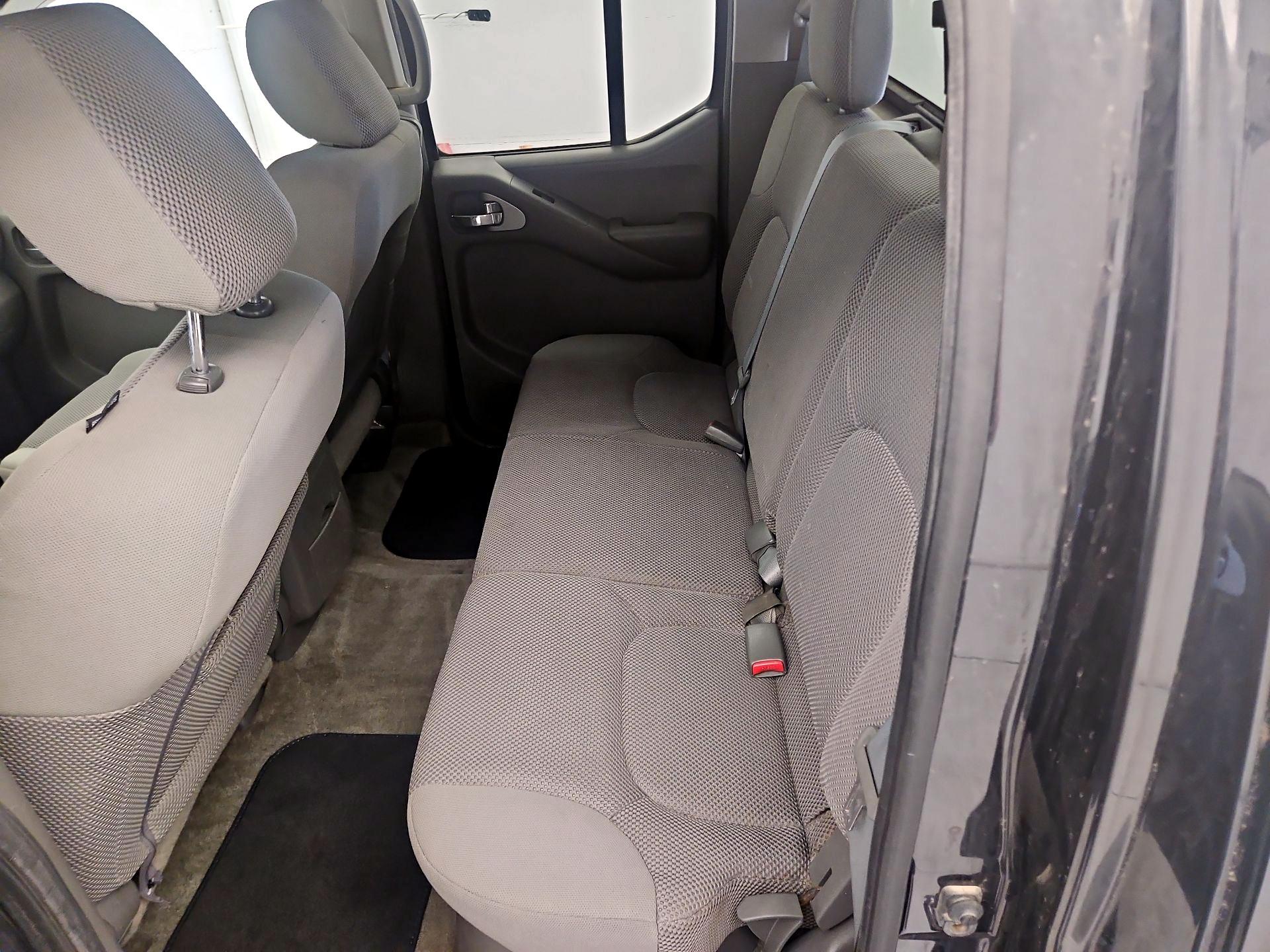 Thumbnail: 2014 Nissan Frontier - 19