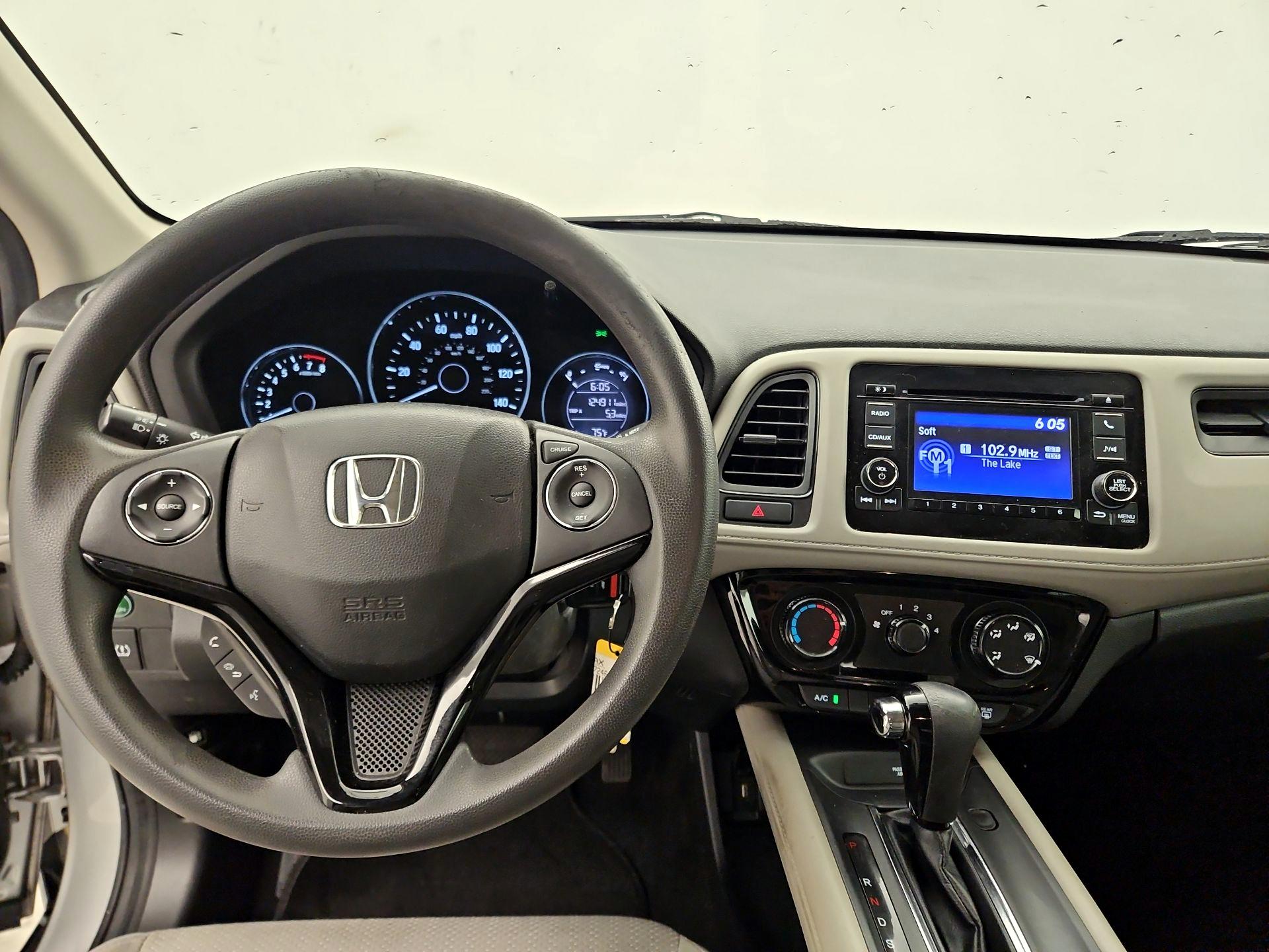 Thumbnail: 2016 Honda HR-V - 10