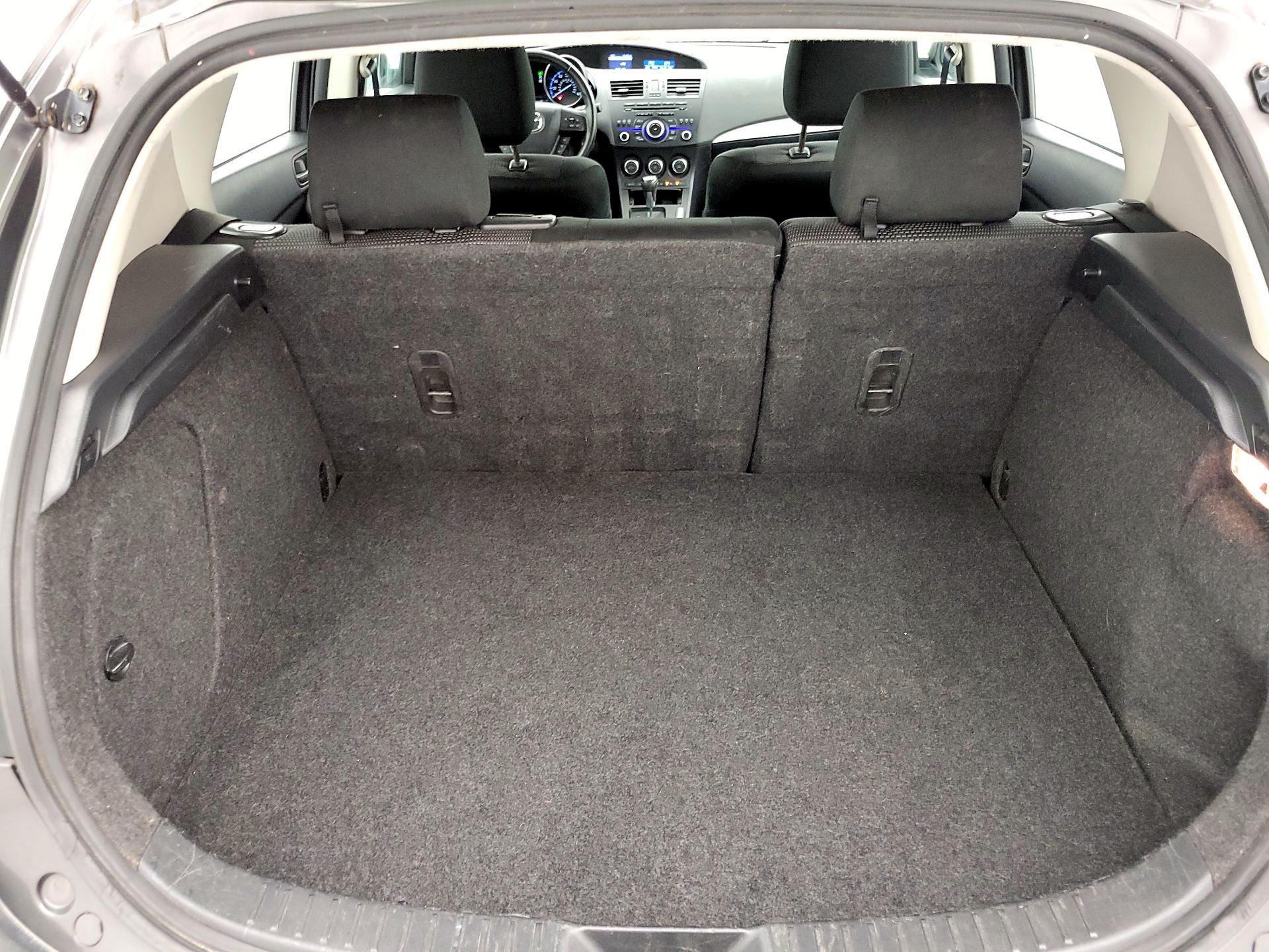 Thumbnail: 2013 Mazda Mazda3 - 19