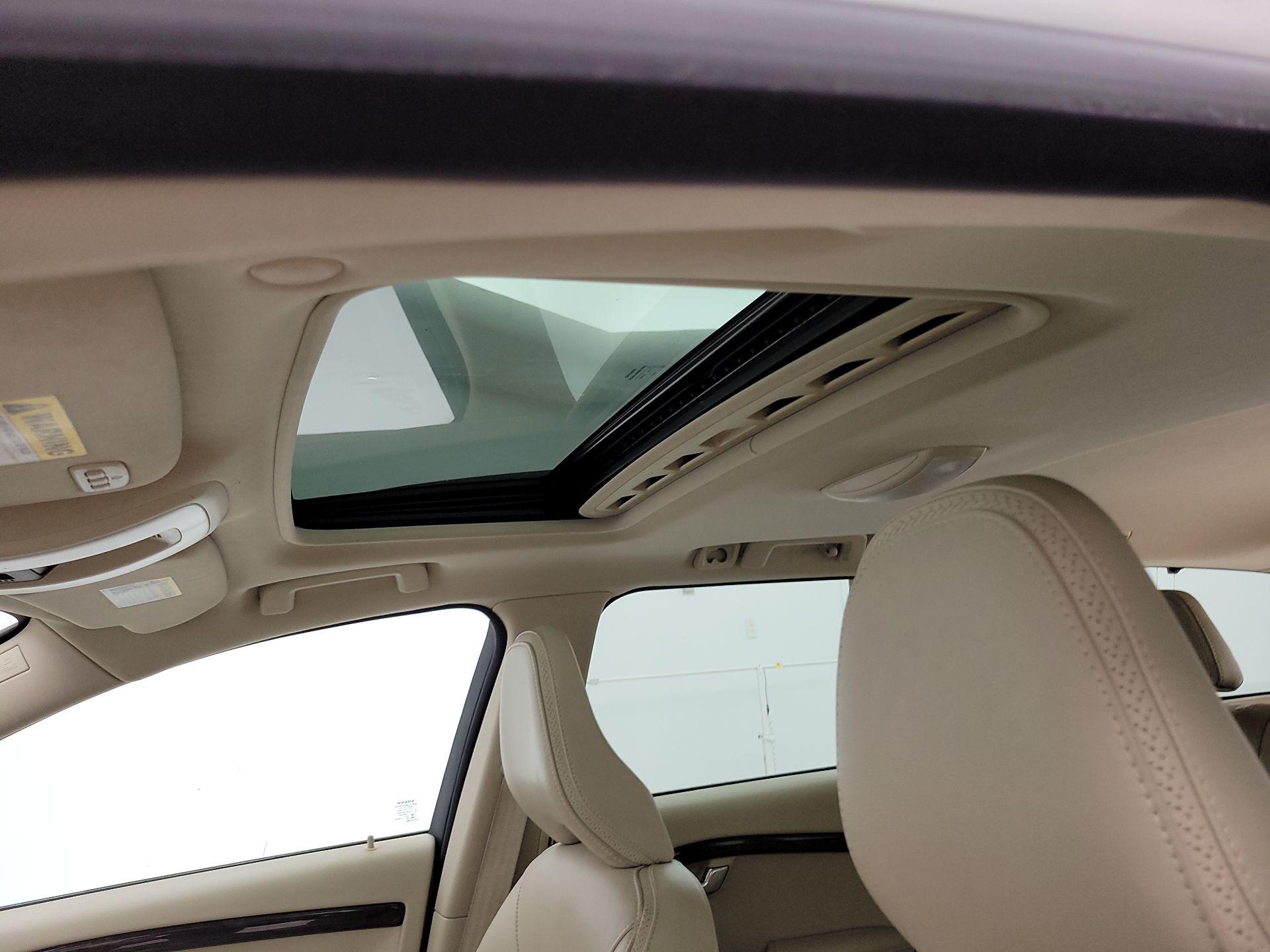 Thumbnail: 2016 Volvo XC70 - 20