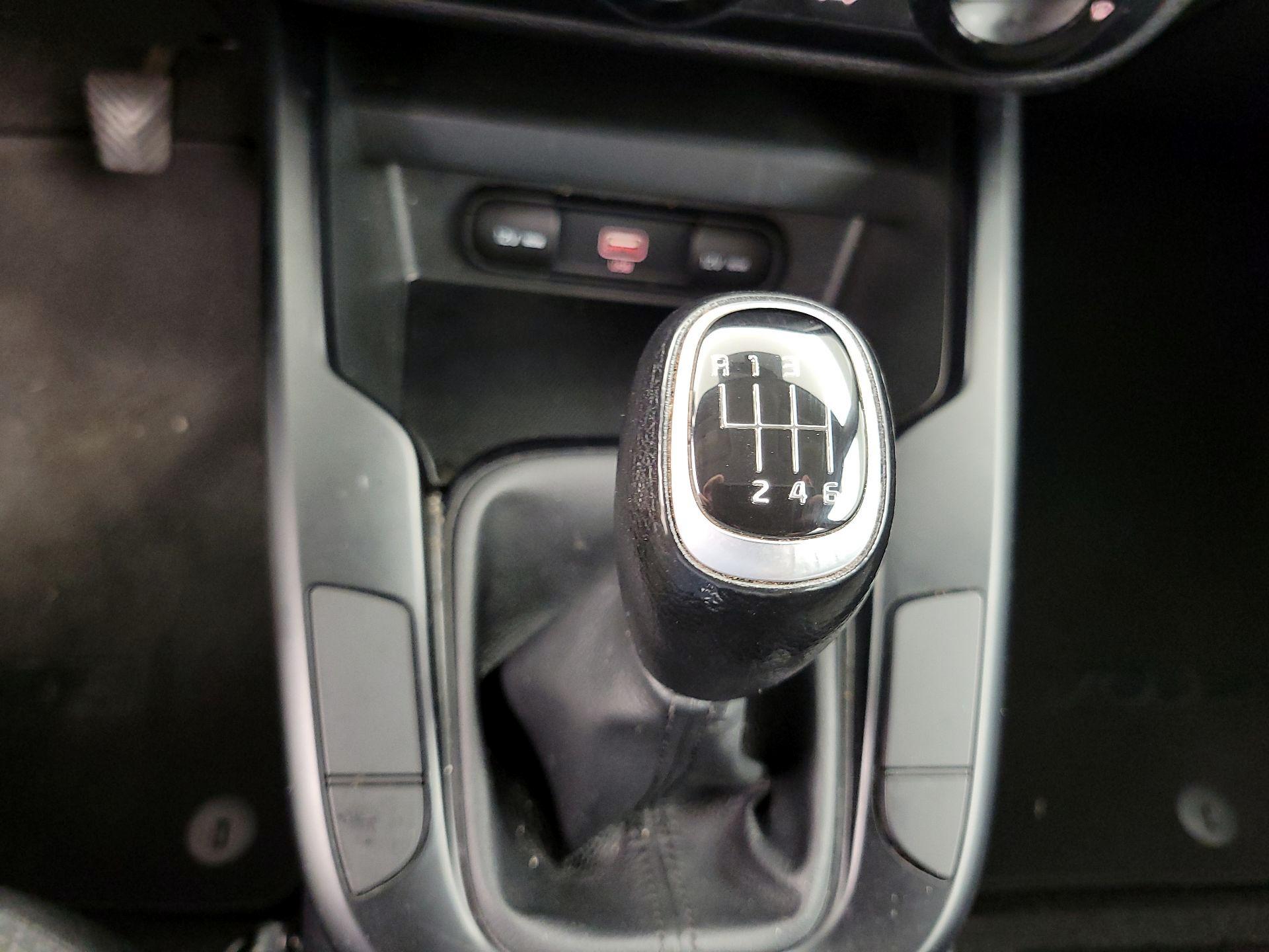 Thumbnail: 2020 Kia Soul - 17