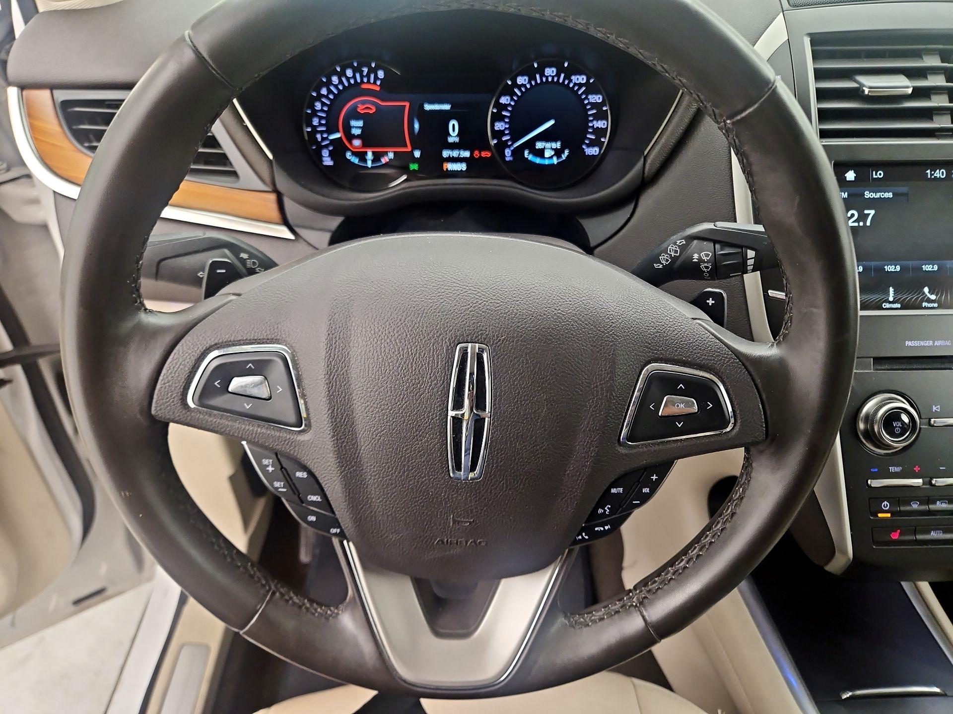 Thumbnail: 2019 Lincoln MKC - 10