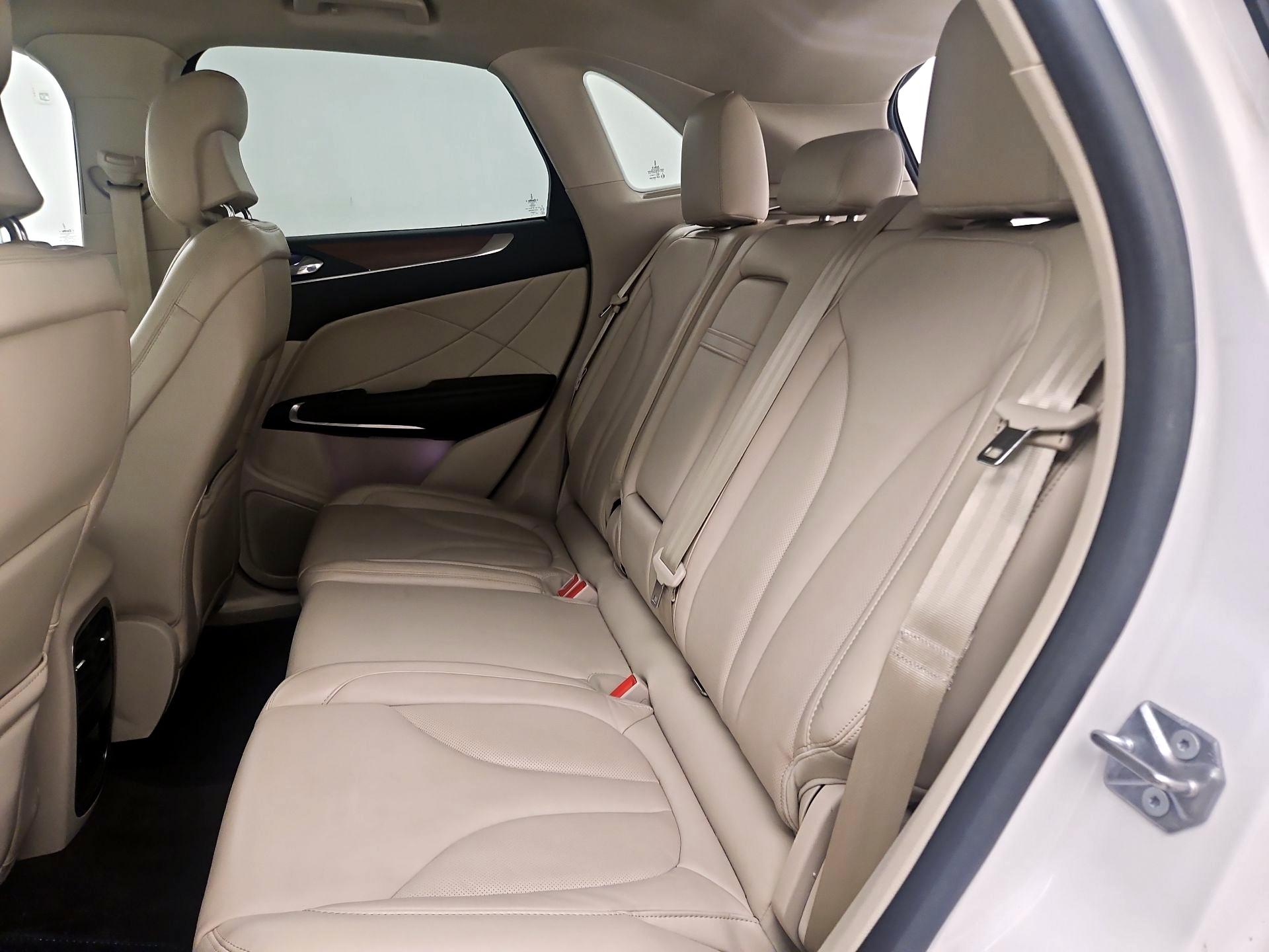 Thumbnail: 2019 Lincoln MKC - 19