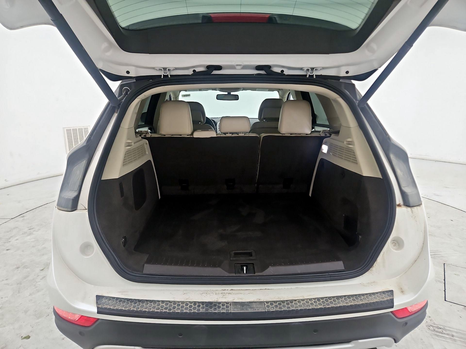Thumbnail: 2019 Lincoln MKC - 20