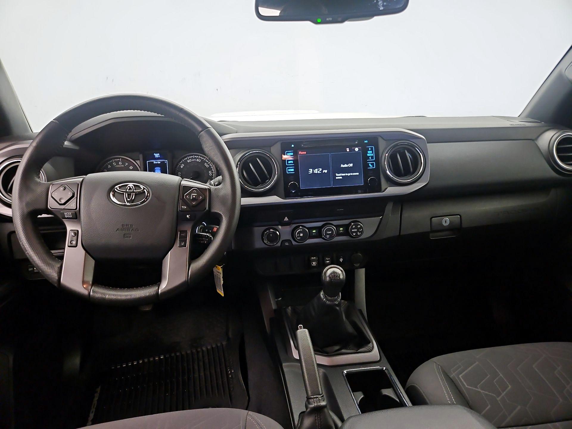 Thumbnail: 2019 Toyota Tacoma - 9