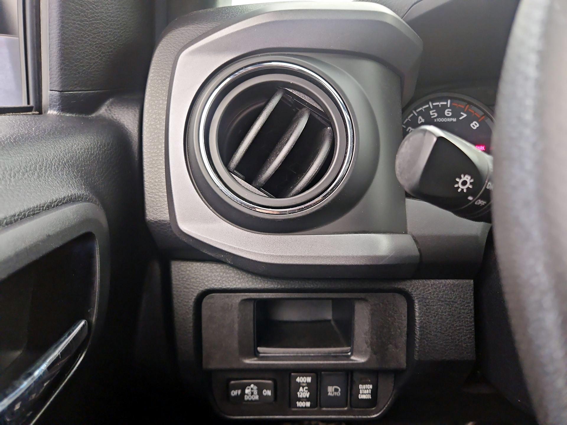 Thumbnail: 2019 Toyota Tacoma - 13